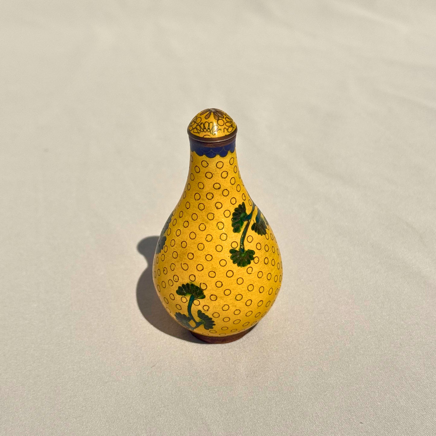 Vintage Chinese Cloisonné Snuff Bottle with Peacock Motif with Spoon Intact